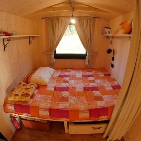 Luxussátor Tiny House Freedom Sl Berkenyéd